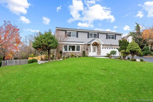 $3,349,800 | 52 Woodland Road, Roslyn, NY 11576