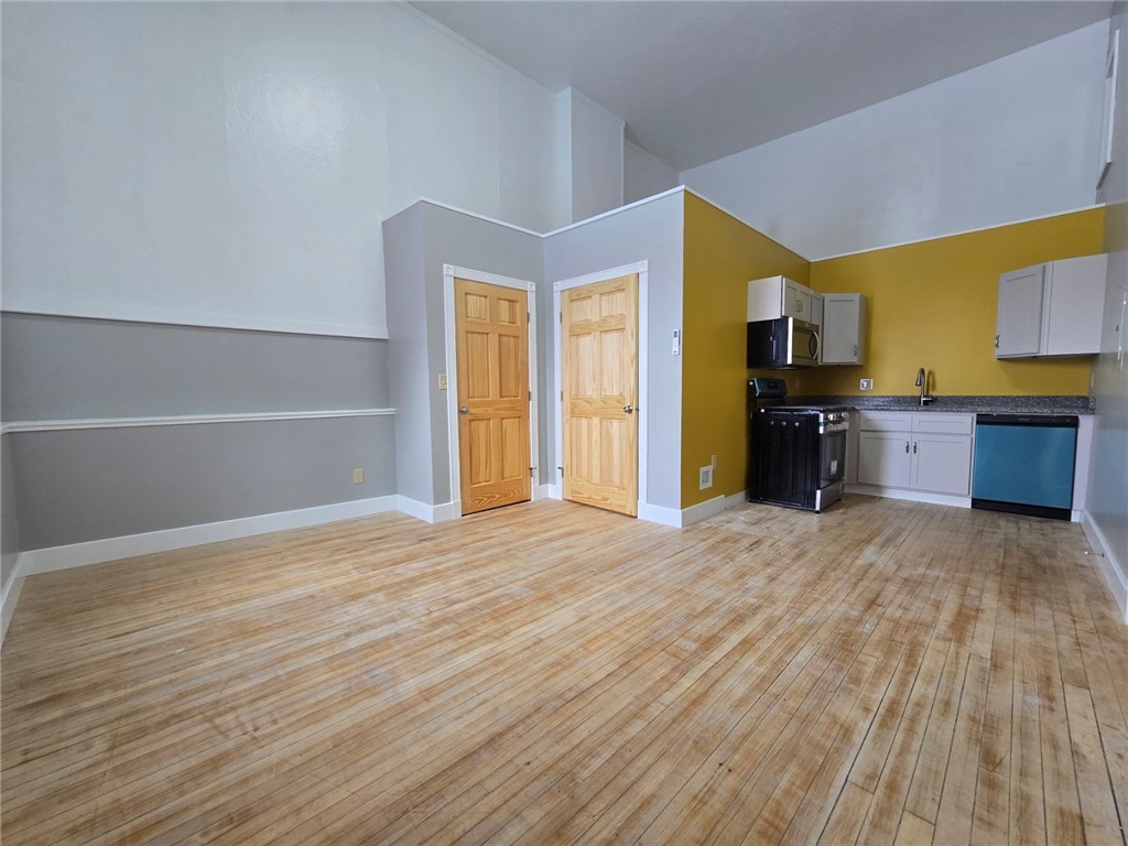 27 East Main Street, Unit 317 Waterloo, NY 13165 - Photo 2 of 6