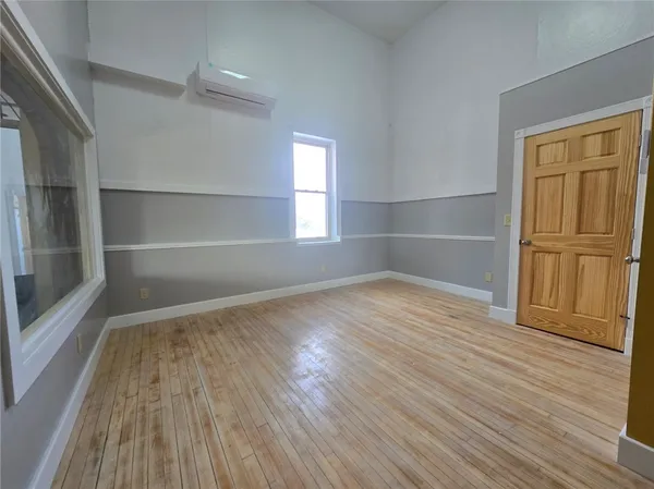 $1,000 | 27 East Main Street, Unit 317, Waterloo, NY 13165