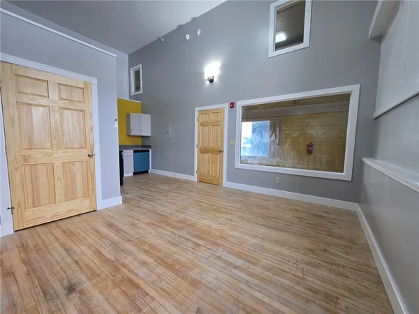 $1,000 | 27 East Main Street, Unit 317, Waterloo, NY 13165