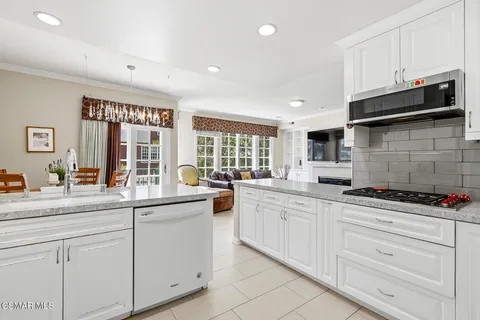 $1,895,000 | 2478 Swanfield Court, Thousand Oaks, CA 91361