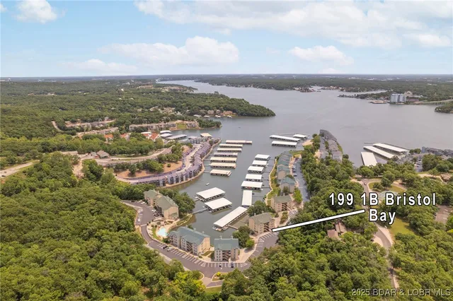 $315,000 | 199 Bristol Bay Drive, Unit 1B, Lake Ozark, MO 65049