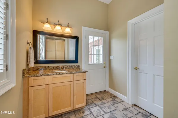 $1,750,000 | 5005 Preston Park Drive, Kingsport, TN 37664