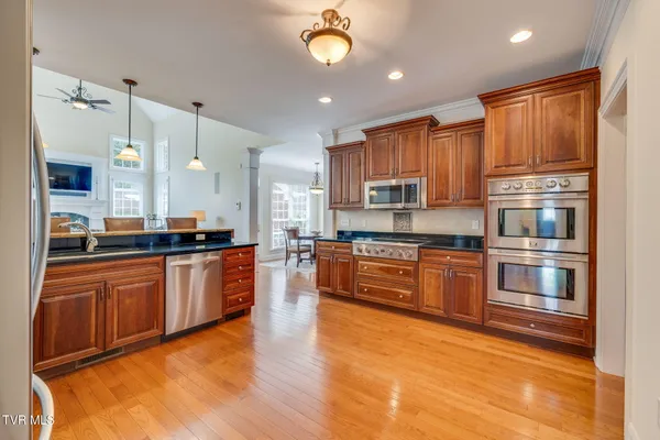 $1,750,000 | 5005 Preston Park Drive, Kingsport, TN 37664