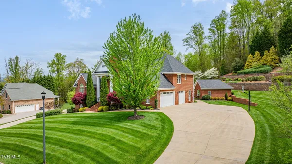 $1,750,000 | 5005 Preston Park Drive, Kingsport, TN 37664