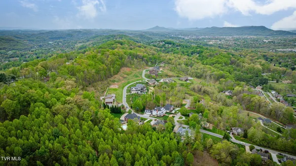 $1,750,000 | 5005 Preston Park Drive, Kingsport, TN 37664