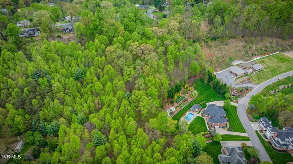 $1,750,000 | 5005 Preston Park Drive, Kingsport, TN 37664