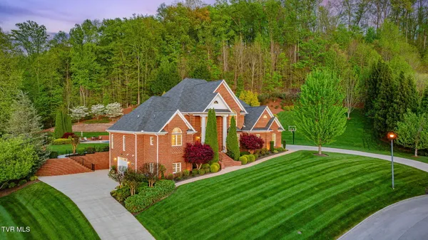 $1,750,000 | 5005 Preston Park Drive, Kingsport, TN 37664
