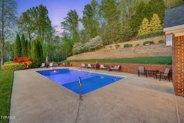 $1,750,000 | 5005 Preston Park Drive, Kingsport, TN 37664