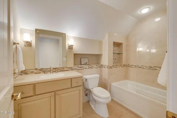 $1,750,000 | 5005 Preston Park Drive, Kingsport, TN 37664