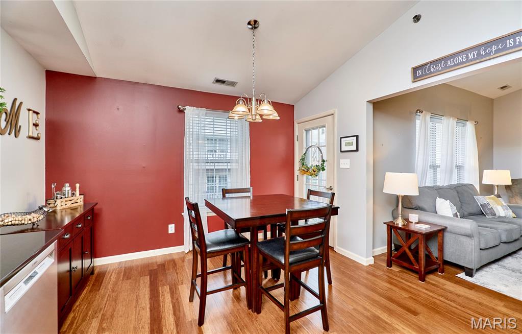 11087 Gravois Road, Unit 302 St. Louis, MO 63126 - Photo 11 of 31
