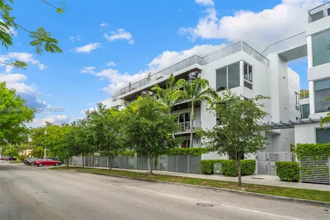 $1,169,000 | 545 Southwest 11th Street, Unit 308, Miami, FL 33129