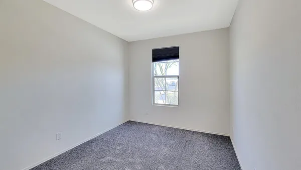 $1,995 | 14142 South 177th Drive, Goodyear, AZ 85338