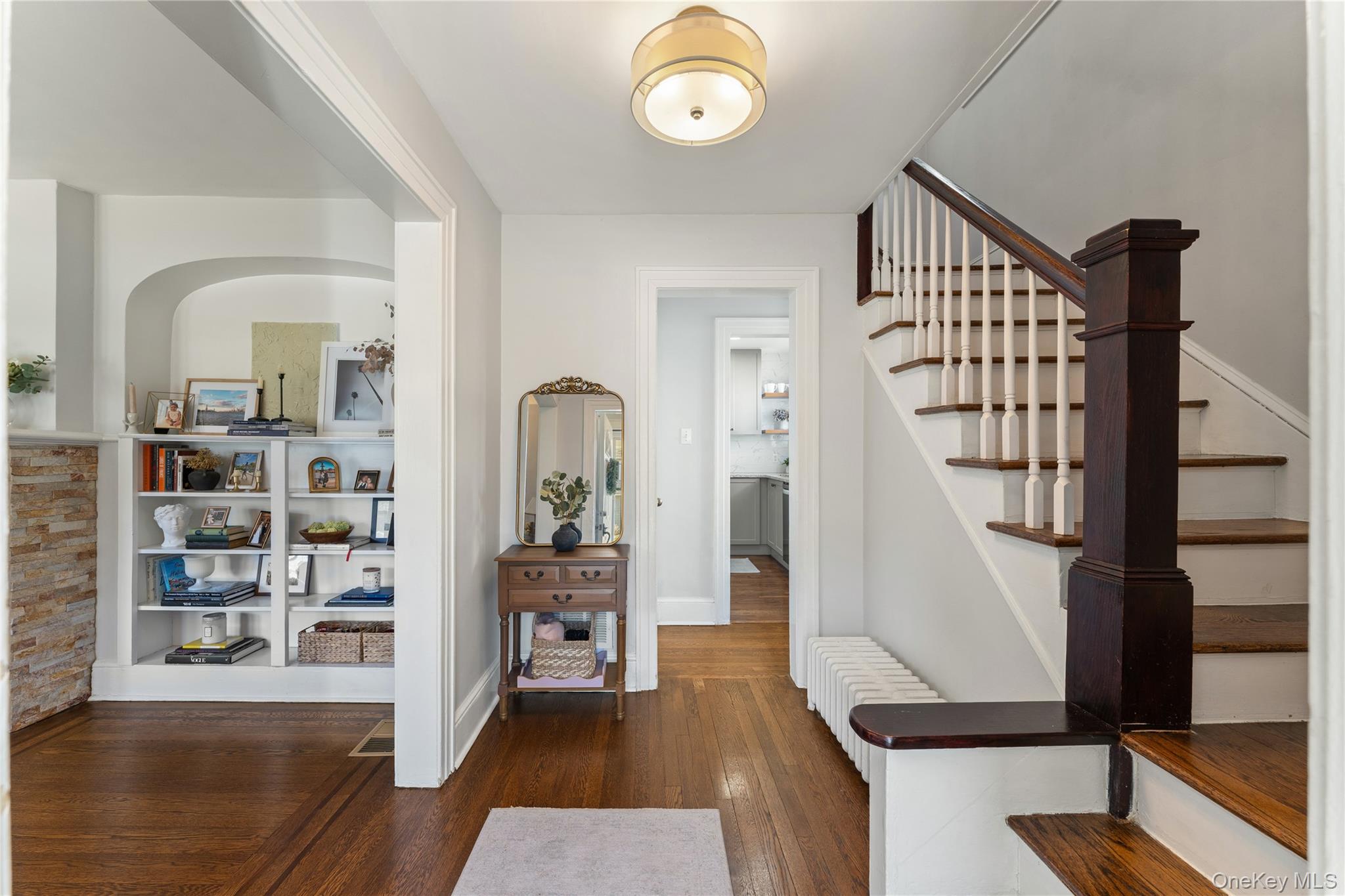 9 Rutgers Place Scarsdale, NY 10583 - Photo 2 of 28