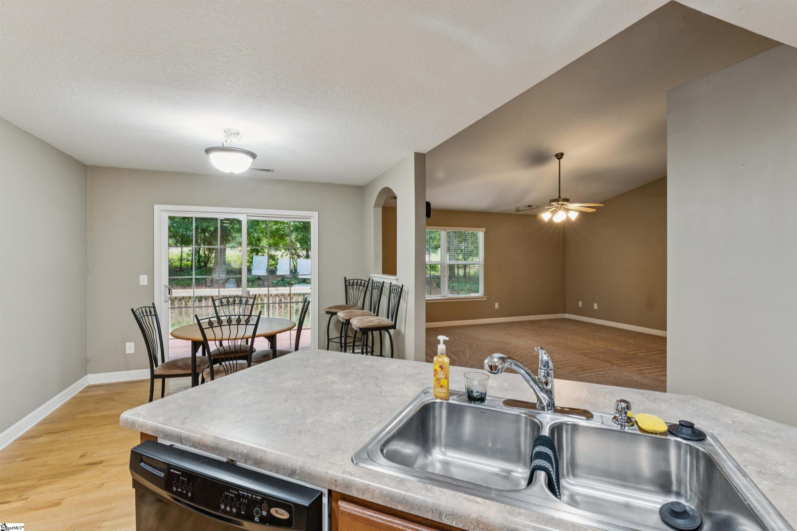 113 Valley Drive Anderson, SC 29625 - Photo 14 of 45