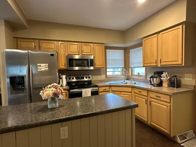 $155,000 | 514 St Olaf Avenue North, Canby, MN 56220