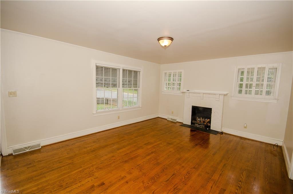 301 Cliff Road Asheboro, NC 27203 - Photo 17 of 29 Gallery Image 17