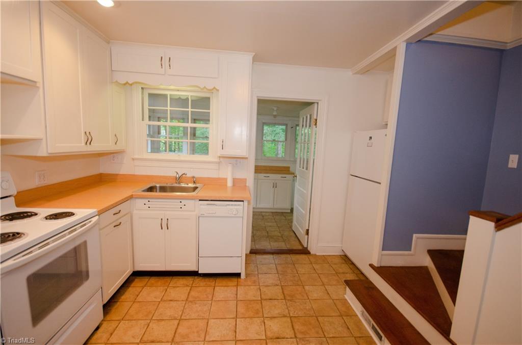 301 Cliff Road Asheboro, NC 27203 - Photo 20 of 29 Gallery Image 20