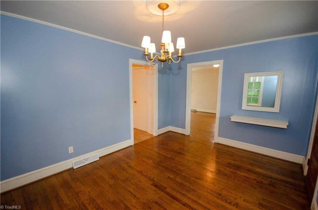 301 Cliff Road Asheboro, NC 27203 - Photo 10 of 29 Gallery Image 10
