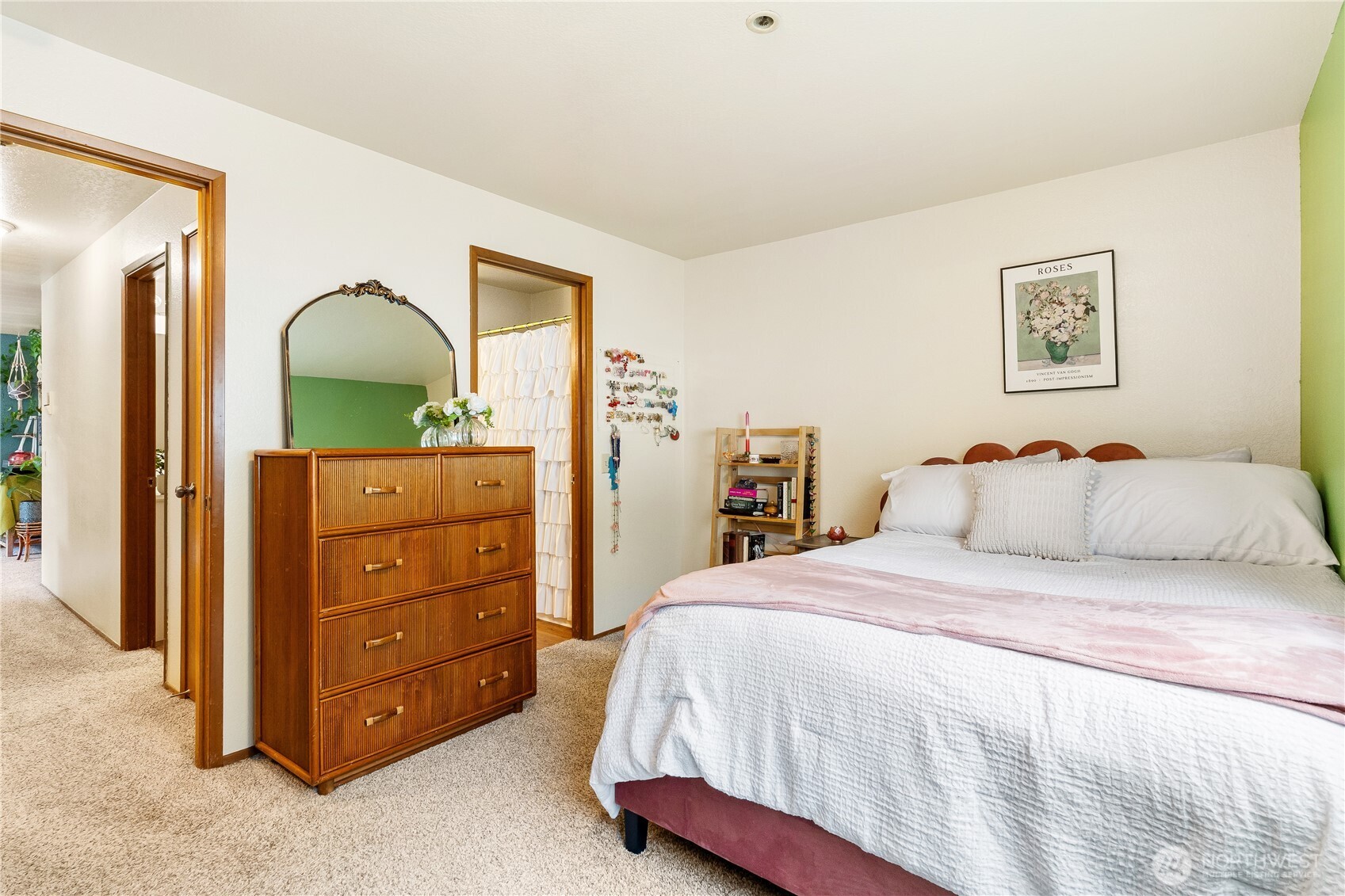 2619 Rucker Avenue, Unit 2 Everett, WA 98201 - Photo 25 of 33 a bedroom with a bed and a dresser