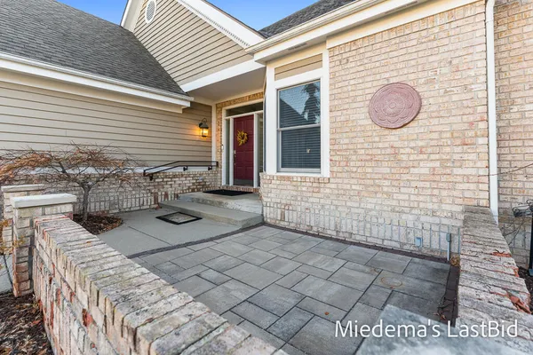 $450,000 | 6146 East Longview Drive, East Lansing, MI 48823