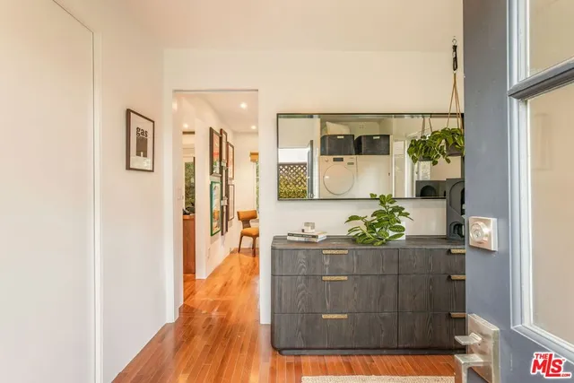 $1,160,000 | 1012 Euclid Street, Santa Monica, CA 90403