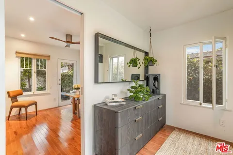 $1,160,000 | 1012 Euclid Street, Santa Monica, CA 90403