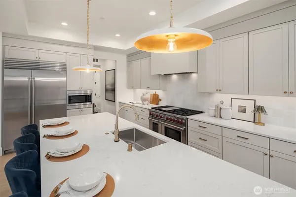 $2,850,000 | 138 159th Place Southeast, Bellevue, WA 98008