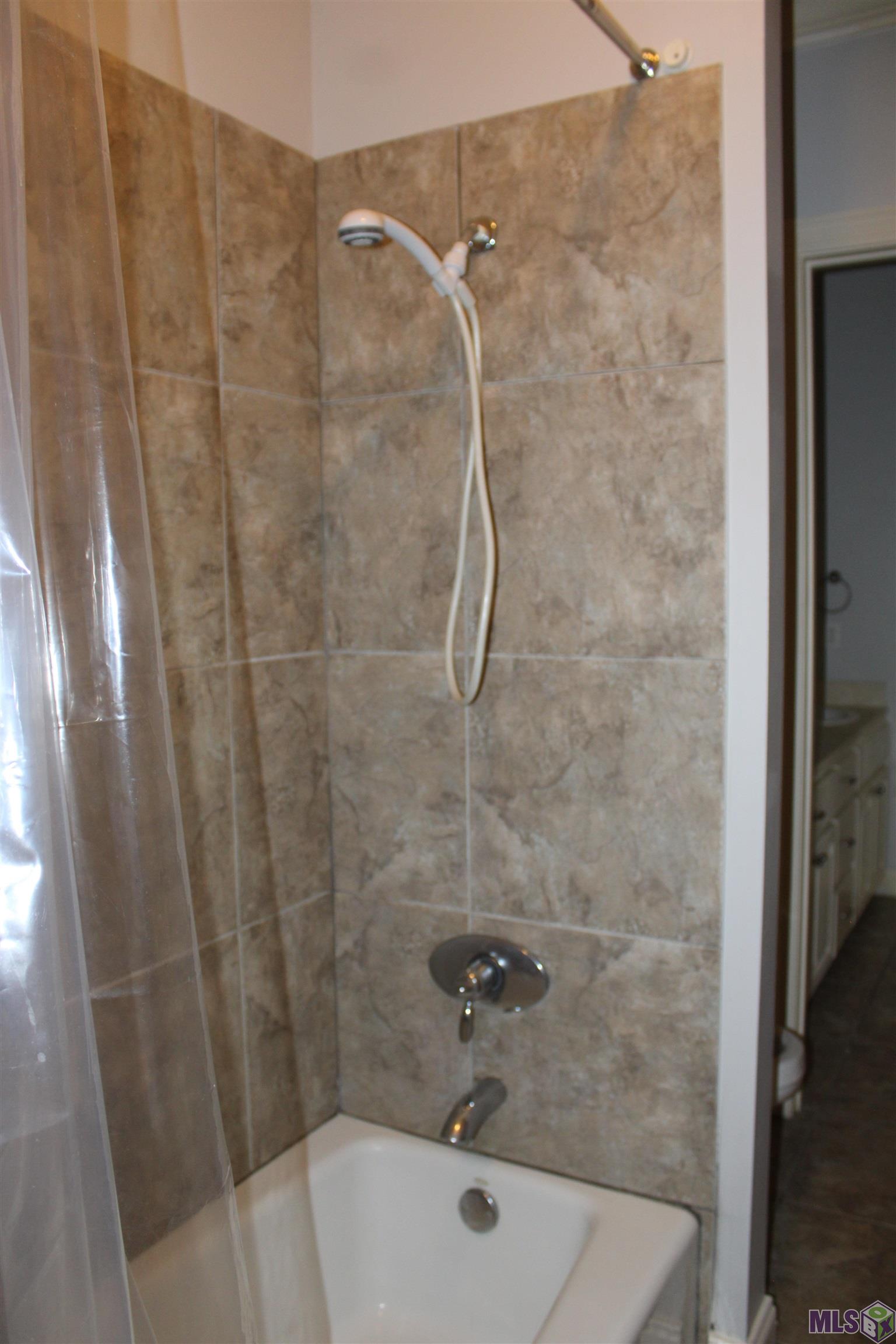 19435 South Harrells Ferry Road Baton Rouge, LA 70816 - Photo 9 of 10 Gallery Image 9