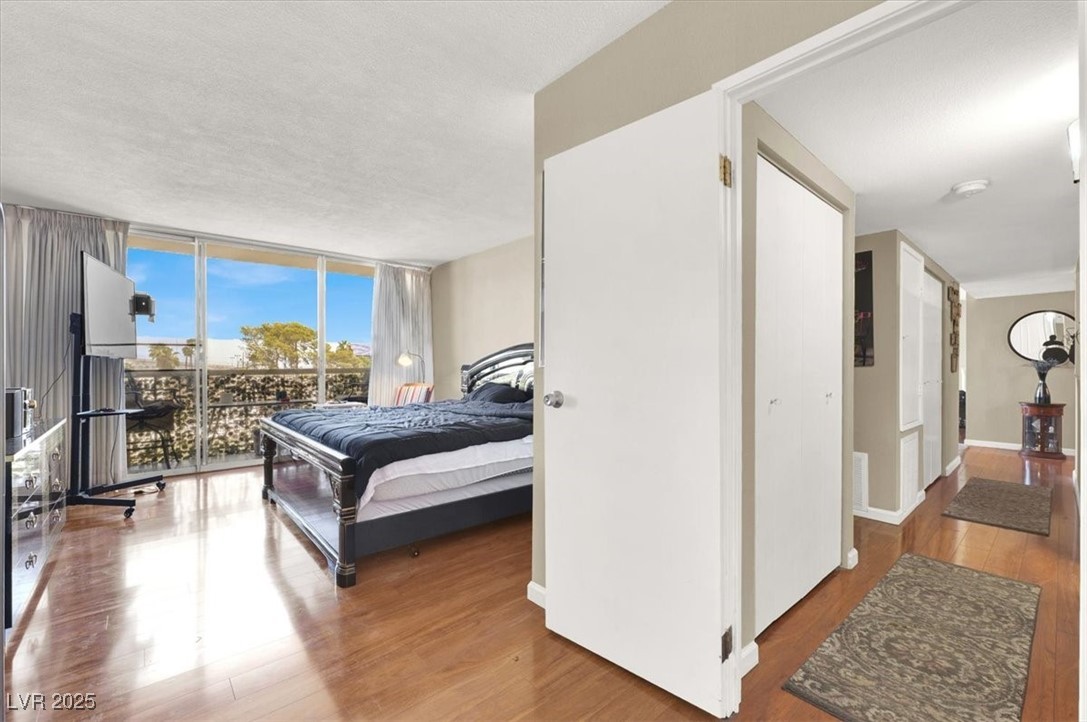 725 North Royal Crest Circle, Unit 233 Las Vegas, NV 89169 - Photo 24 of 41