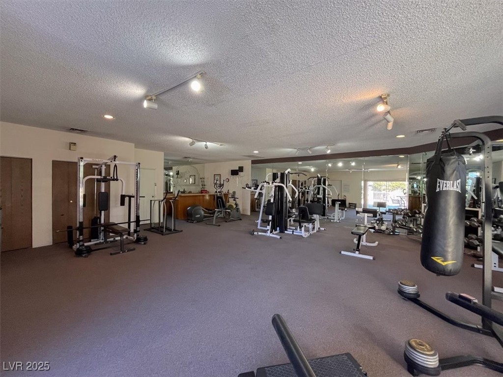 725 North Royal Crest Circle, Unit 233 Las Vegas, NV 89169 - Photo 37 of 41