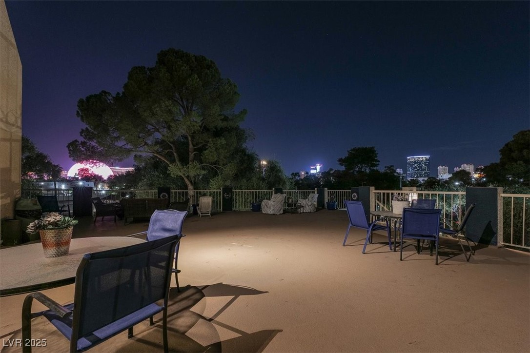725 North Royal Crest Circle, Unit 233 Las Vegas, NV 89169 - Photo 40 of 41