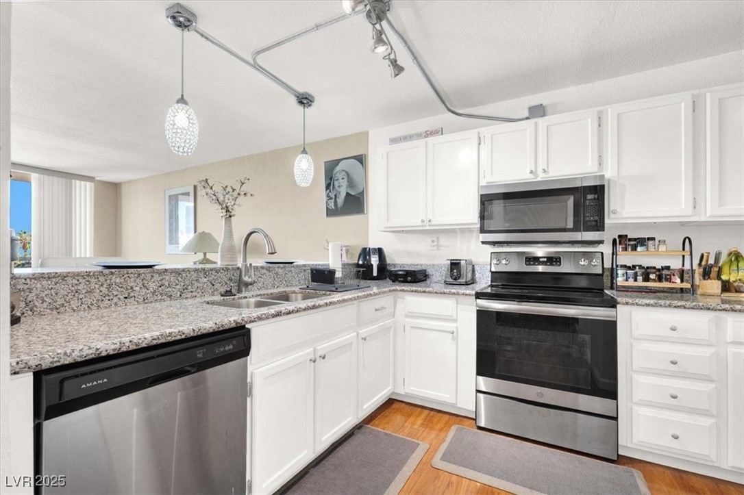 725 North Royal Crest Circle, Unit 233 Las Vegas, NV 89169 - Photo 9 of 41