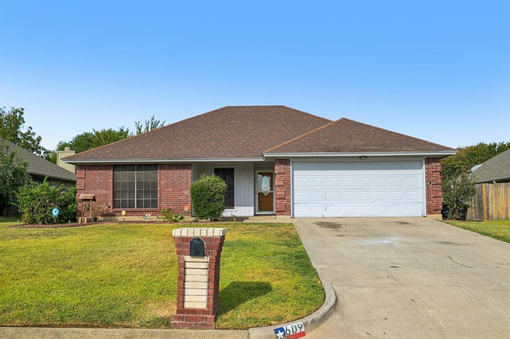 609 Ruth Drive Kennedale, TX 76060 - Photo 1 of 36 Gallery Image 1