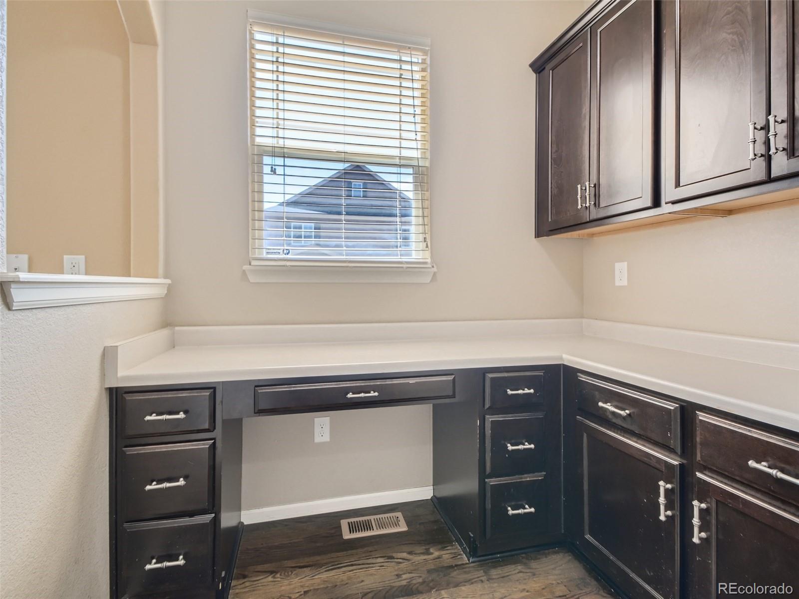 25566 East 4th Place Aurora, CO 80018 - Photo 12 of 28