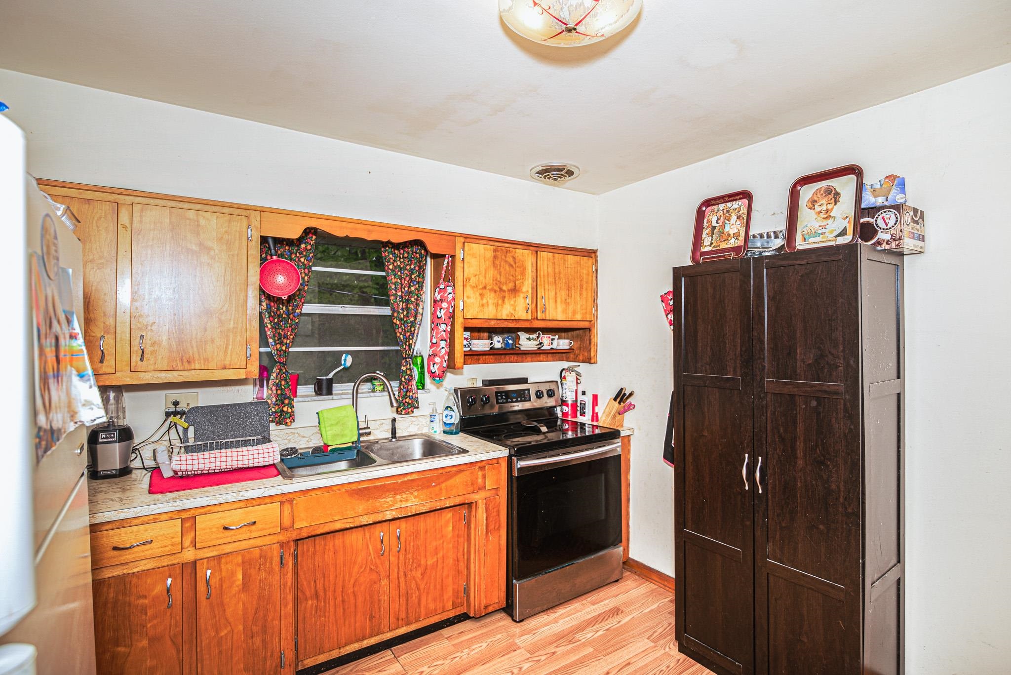 1214 Crestview Drive Raceland, KY 41169 - Photo 6 of 13