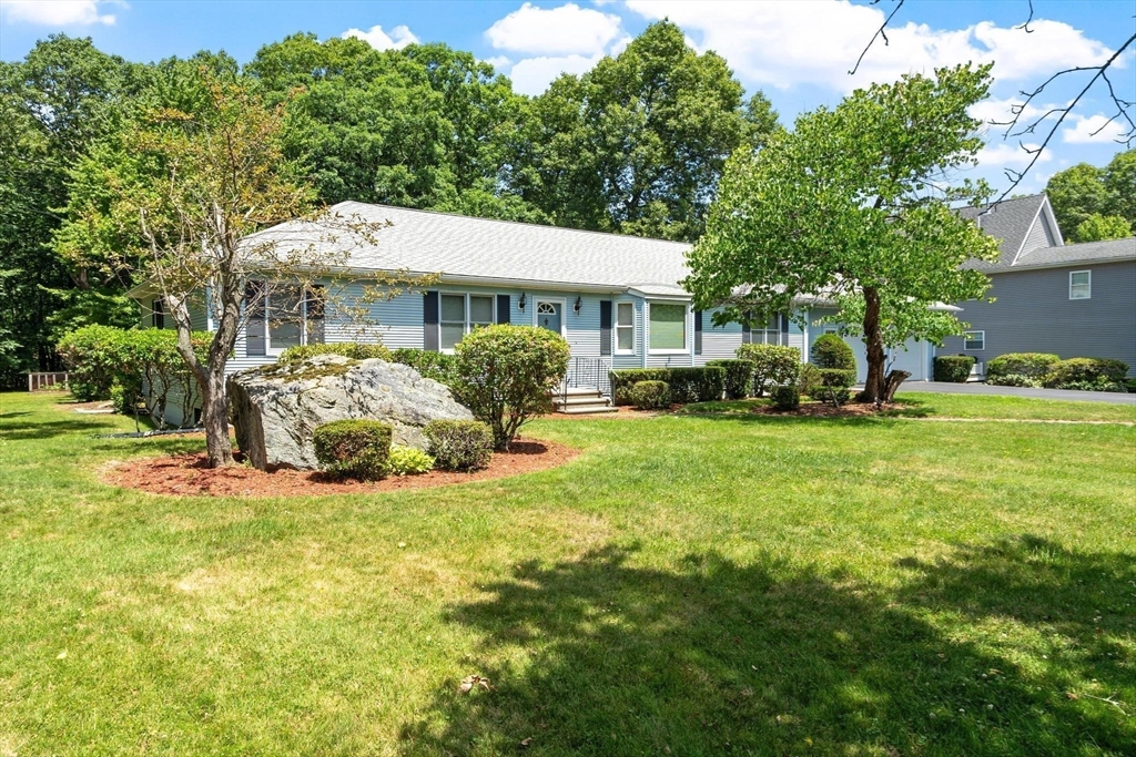 65 Blithewood Avenue Worcester, MA 01604 - Photo 5 of 42
