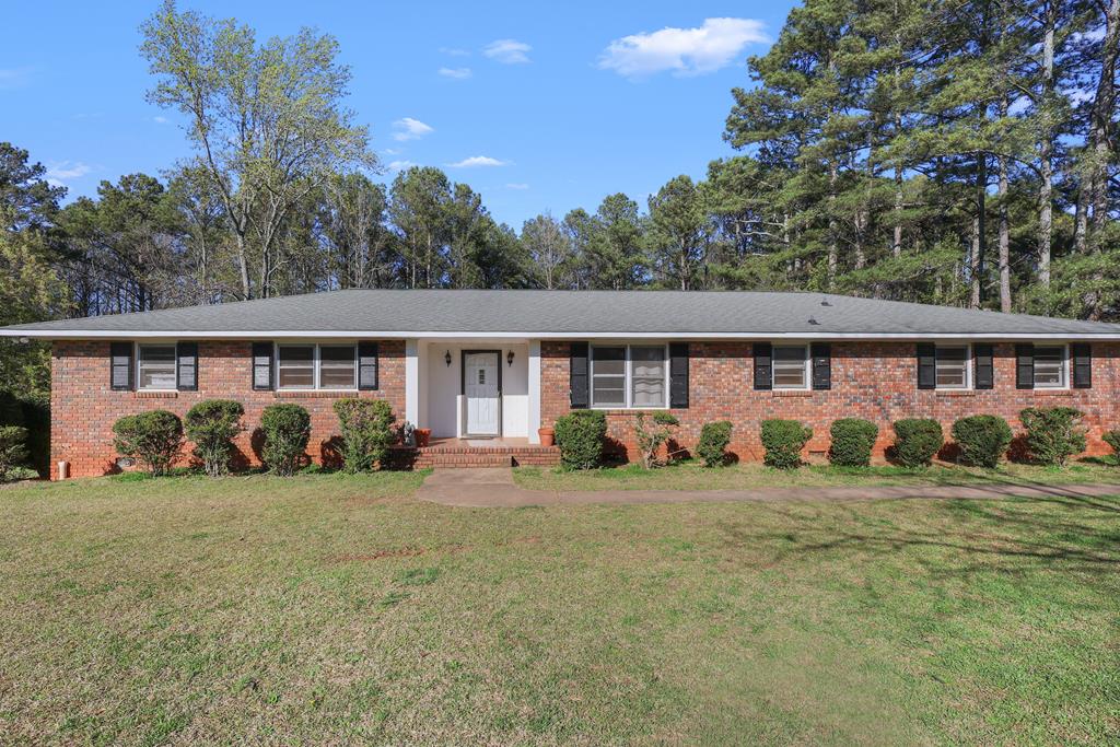 1620 Pinson Farm Road Belton, SC 29627 - Photo 1 of 28