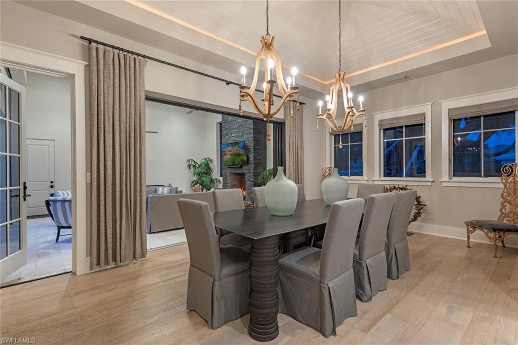 3170 Crayton Road Naples, FL 34103 - Photo 13 of 35