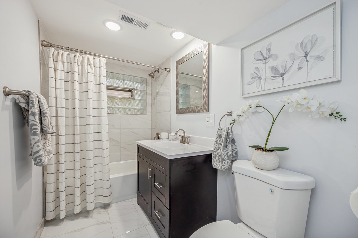 2820 North Sayre Avenue Chicago, IL 60707 - Photo 15 of 23