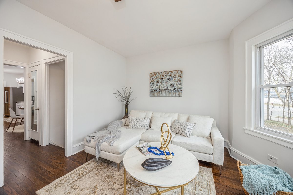 2820 North Sayre Avenue Chicago, IL 60707 - Photo 3 of 23