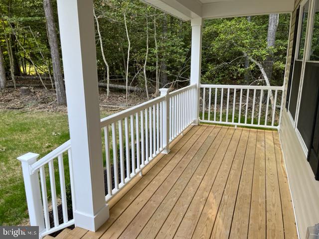 862 Lakeview Drive Colonial Beach, VA 22443 - Photo 4 of 20