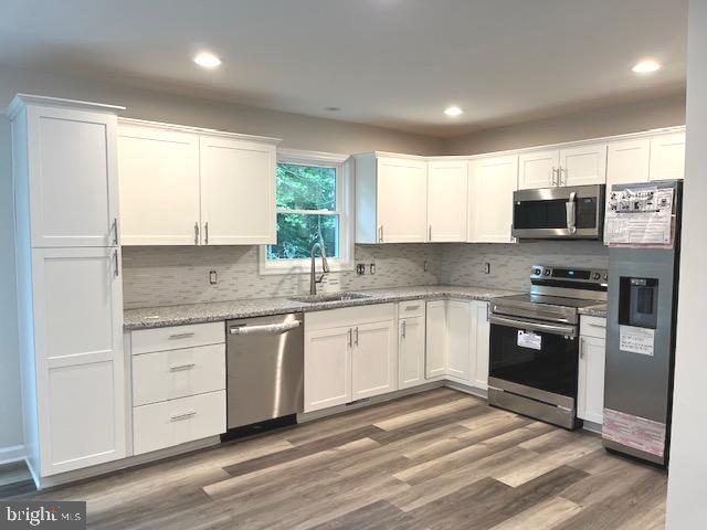 862 Lakeview Drive Colonial Beach, VA 22443 - Photo 5 of 20