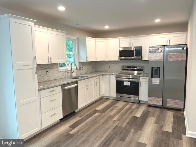 862 Lakeview Drive Colonial Beach, VA 22443 - Photo 6 of 20