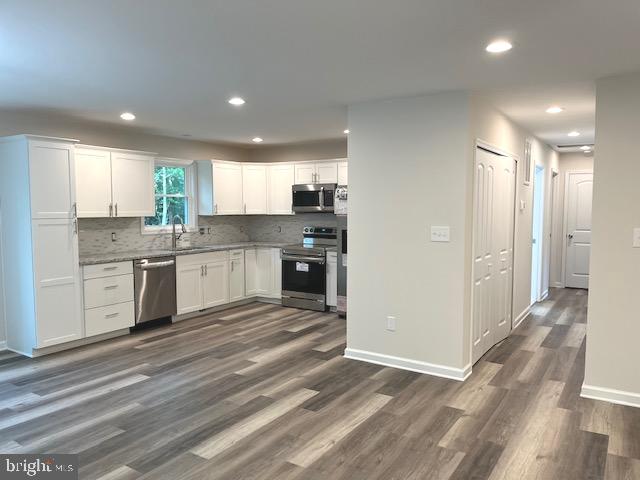 862 Lakeview Drive Colonial Beach, VA 22443 - Photo 8 of 20