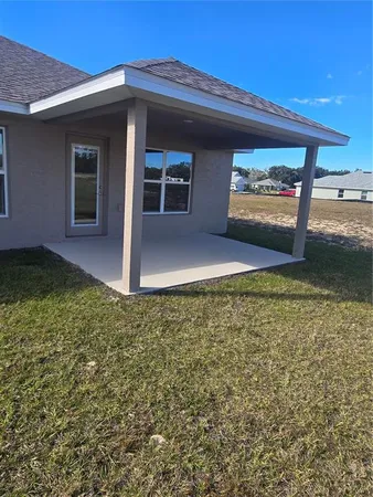 a view of outdoor space