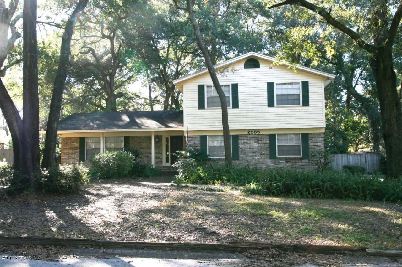 2585 Paces Ferry Road South Orange Park, FL 32073 - Photo 1 of 9 front view