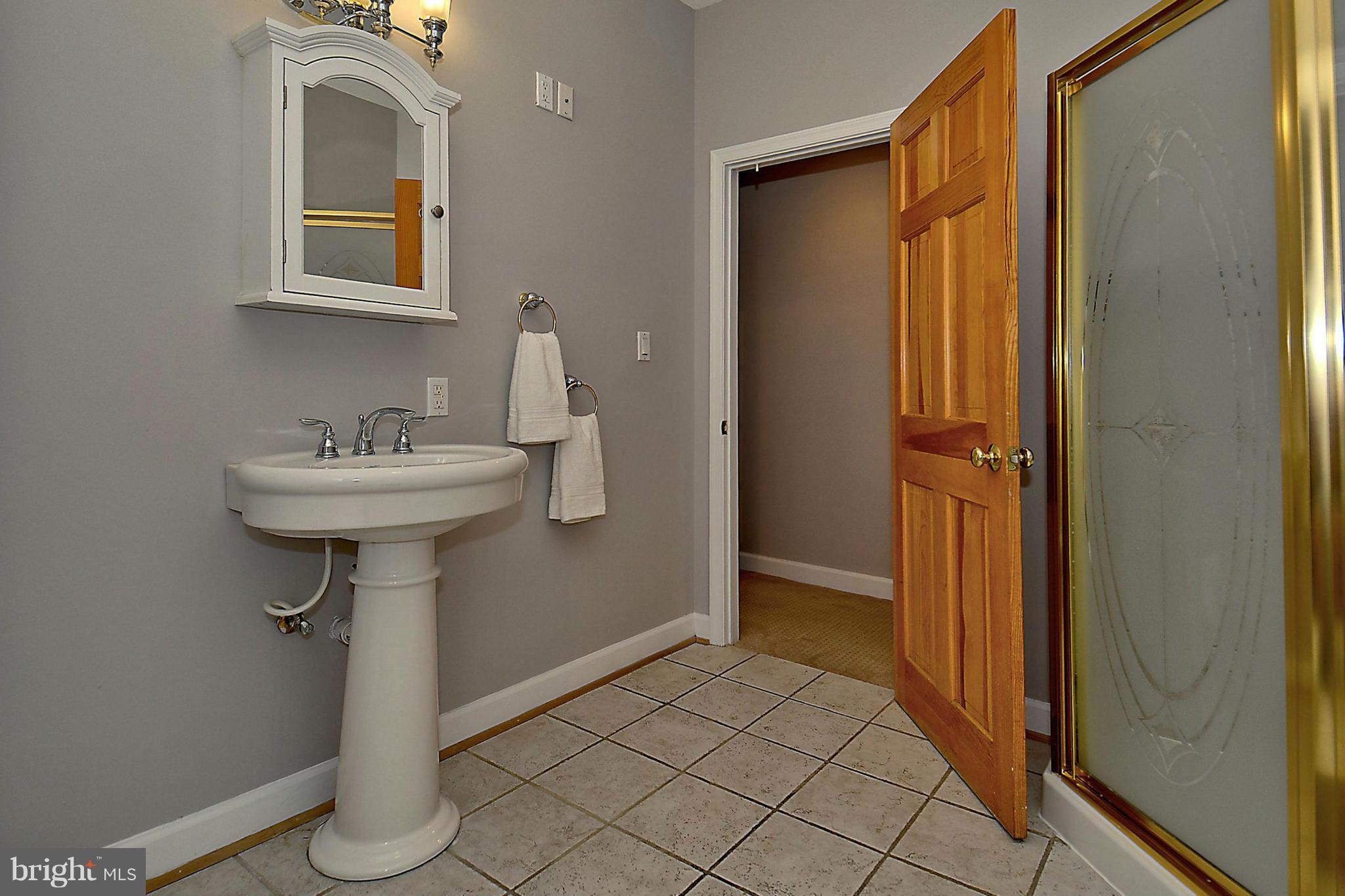 1020 6th Street Northeast Washington, DC 20002 - Photo 17 of 30 Bath