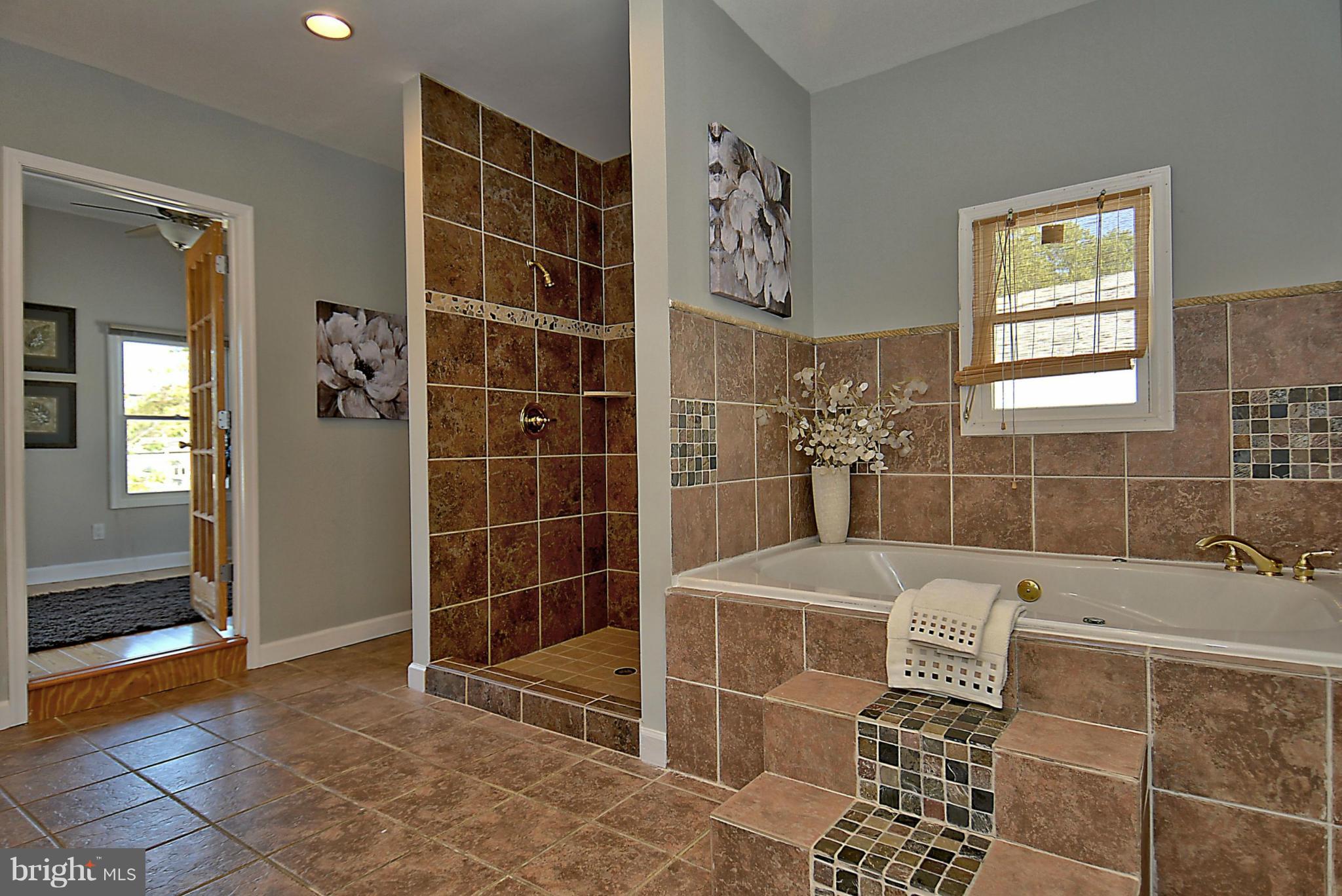 1020 6th Street Northeast Washington, DC 20002 - Photo 26 of 30 Bath (Master)