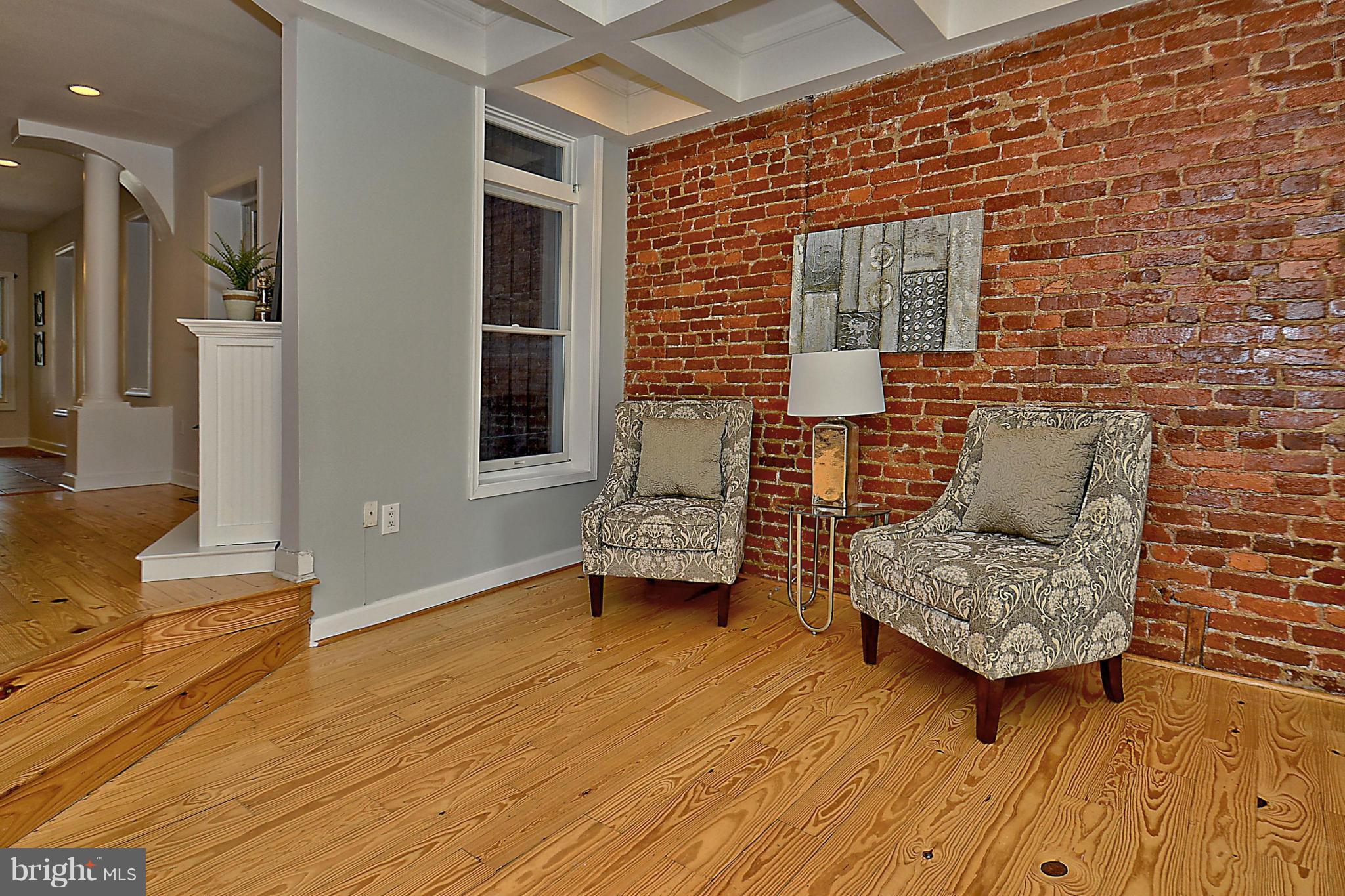 1020 6th Street Northeast Washington, DC 20002 - Photo 7 of 30 Living Room